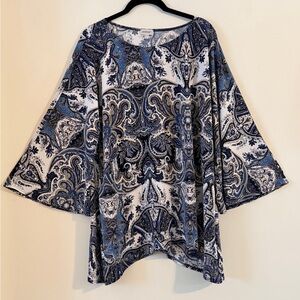 Avenue Navy and White Paisley Bell Sleeved Tunic Size 14/16